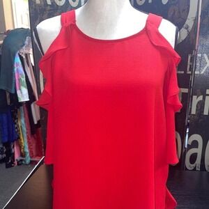 Women's top size‎ large